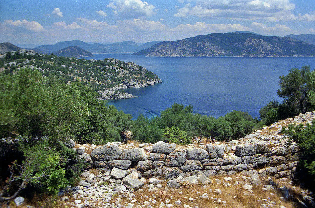 01.06.1996 | Amos   | Blick von Stadtmauer zur Bucht von Marmaris