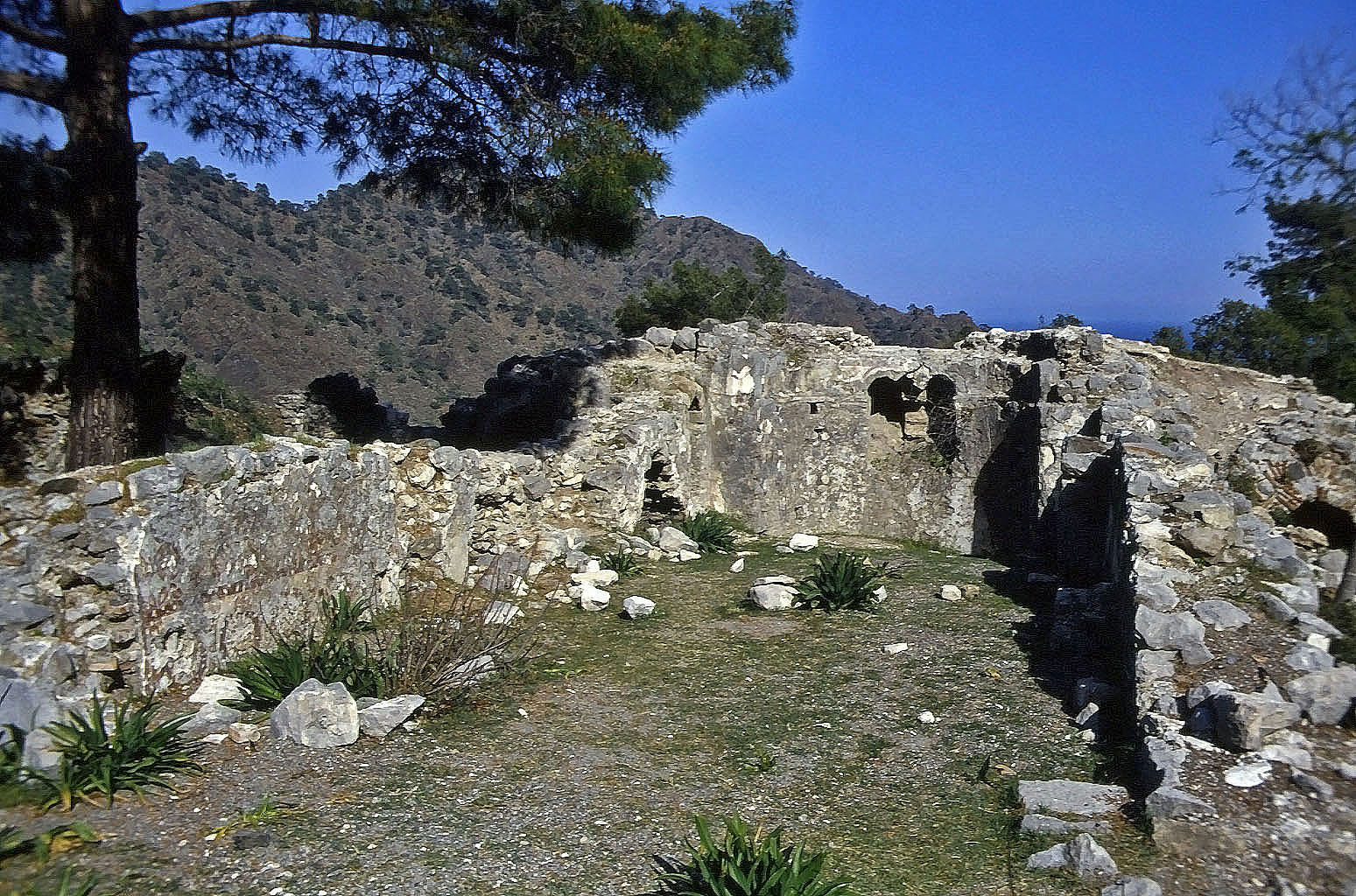 19.04.1993 | Kirche | byzantin. Kirchenruine