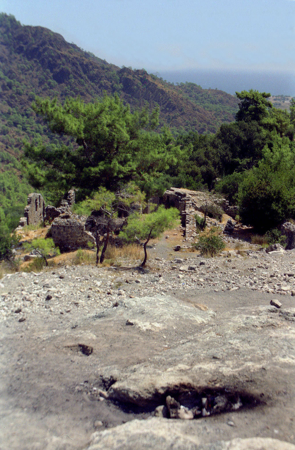 29.08.1995 | Flammen | unteres Flammenfeld und byzantin. Kirchenruine
