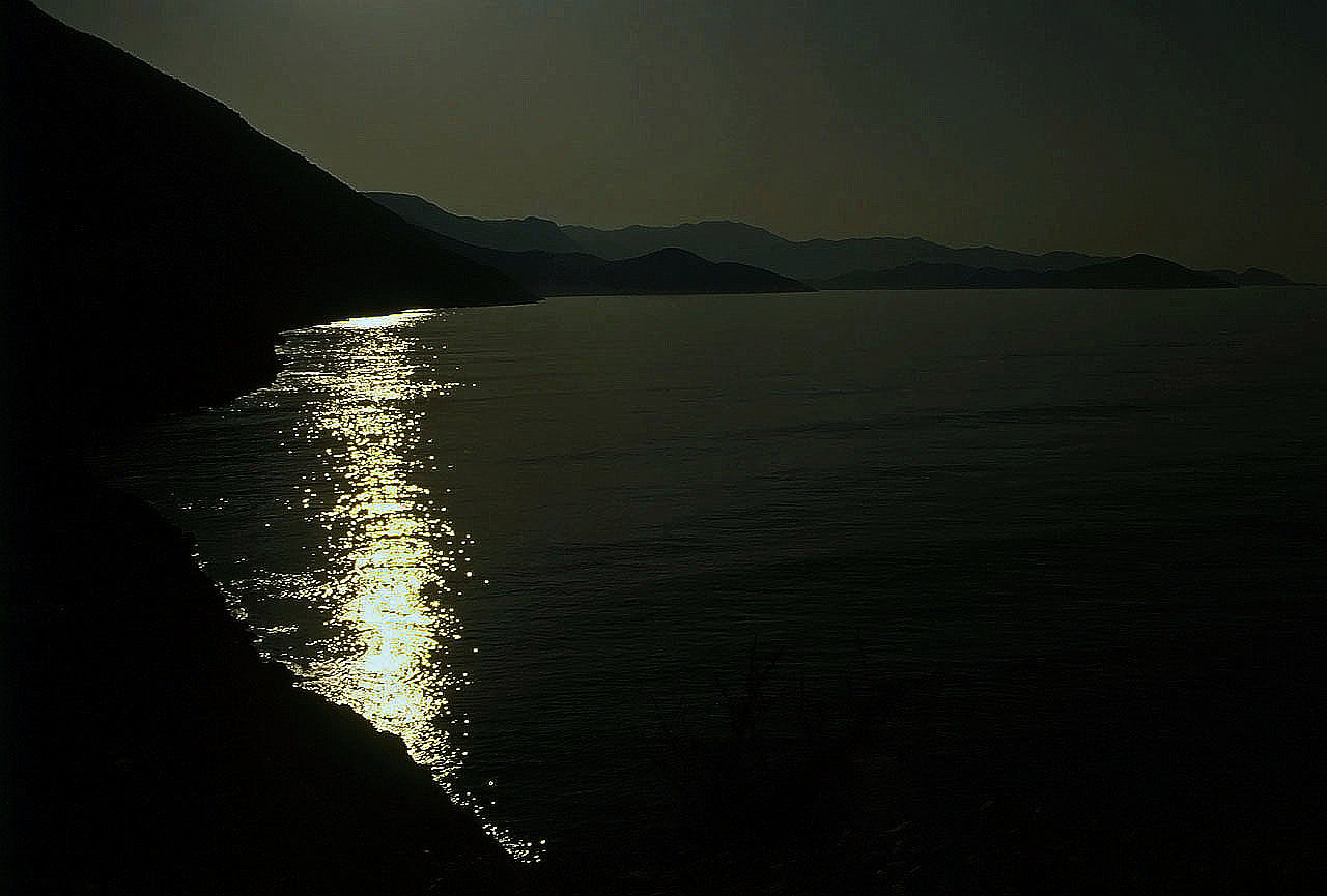 22.04.1993 | hinter Kas | Küste im Gegenlicht