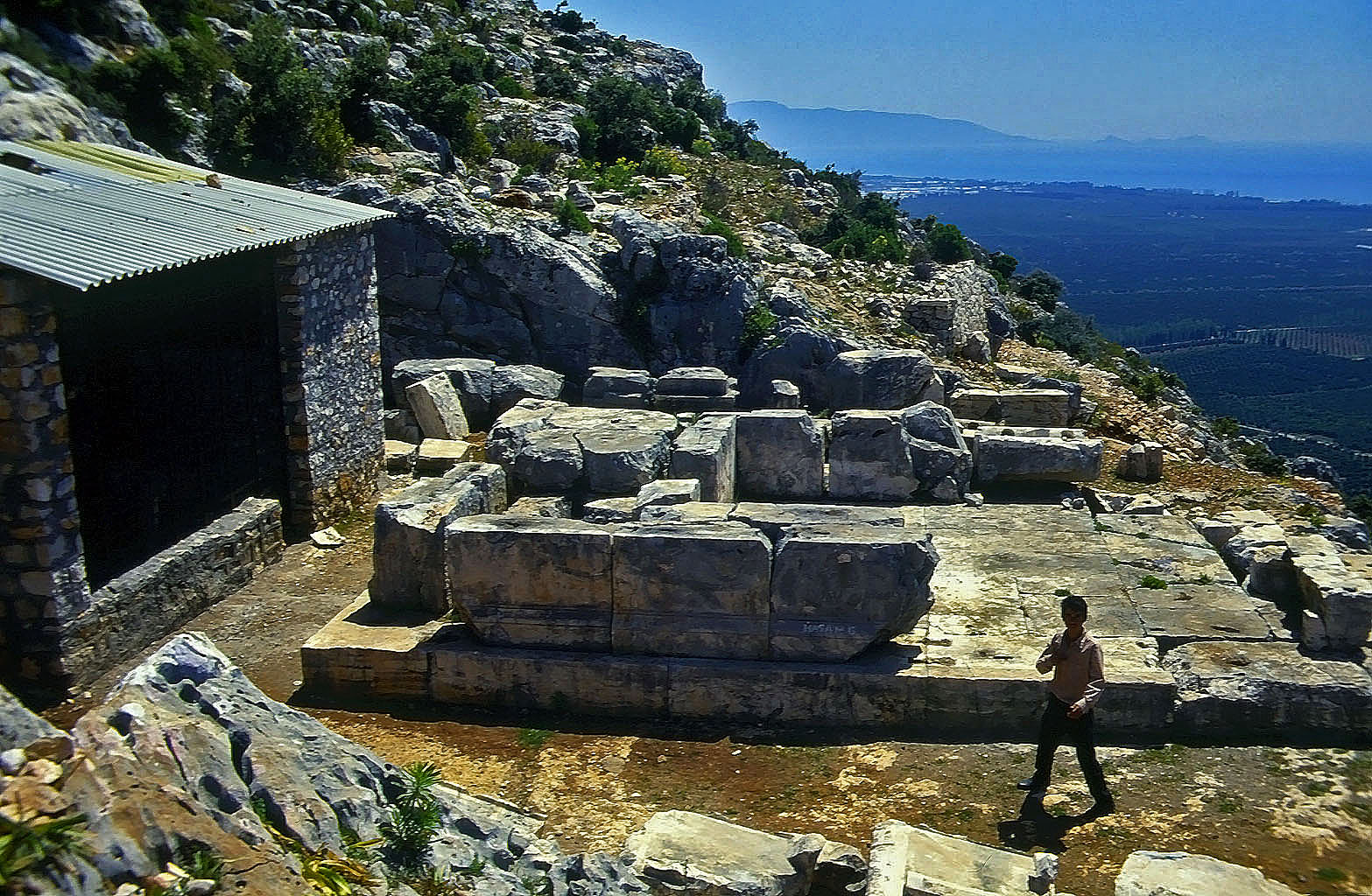 20.04.1993 | Heroon | Perikles - Heroon über Küstenebene