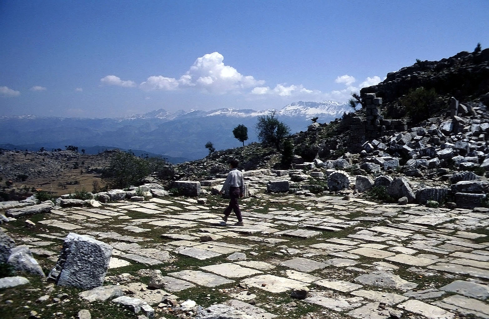 28.04.1993 | obere Agora | obere Agora und Taurus Berge